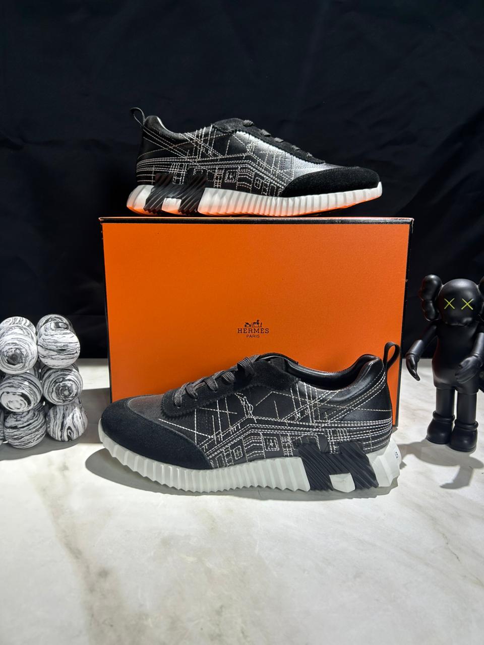 Bouncing sneaker hermes