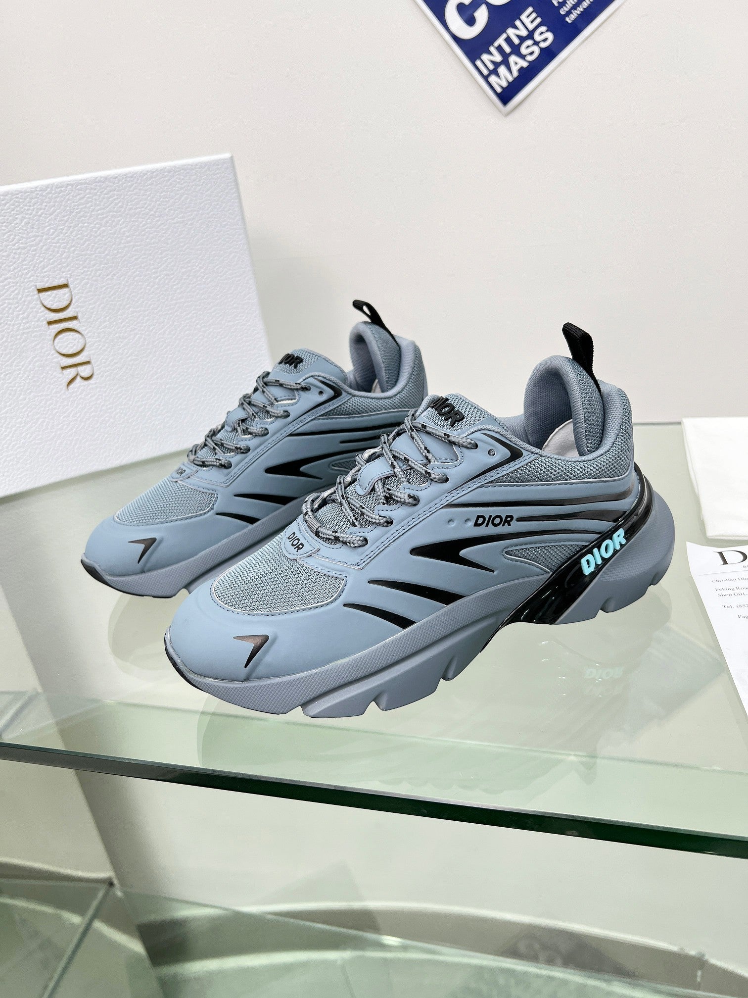 SNEAKER DIOR B44 BLADE A MAILLE GRIS 2025