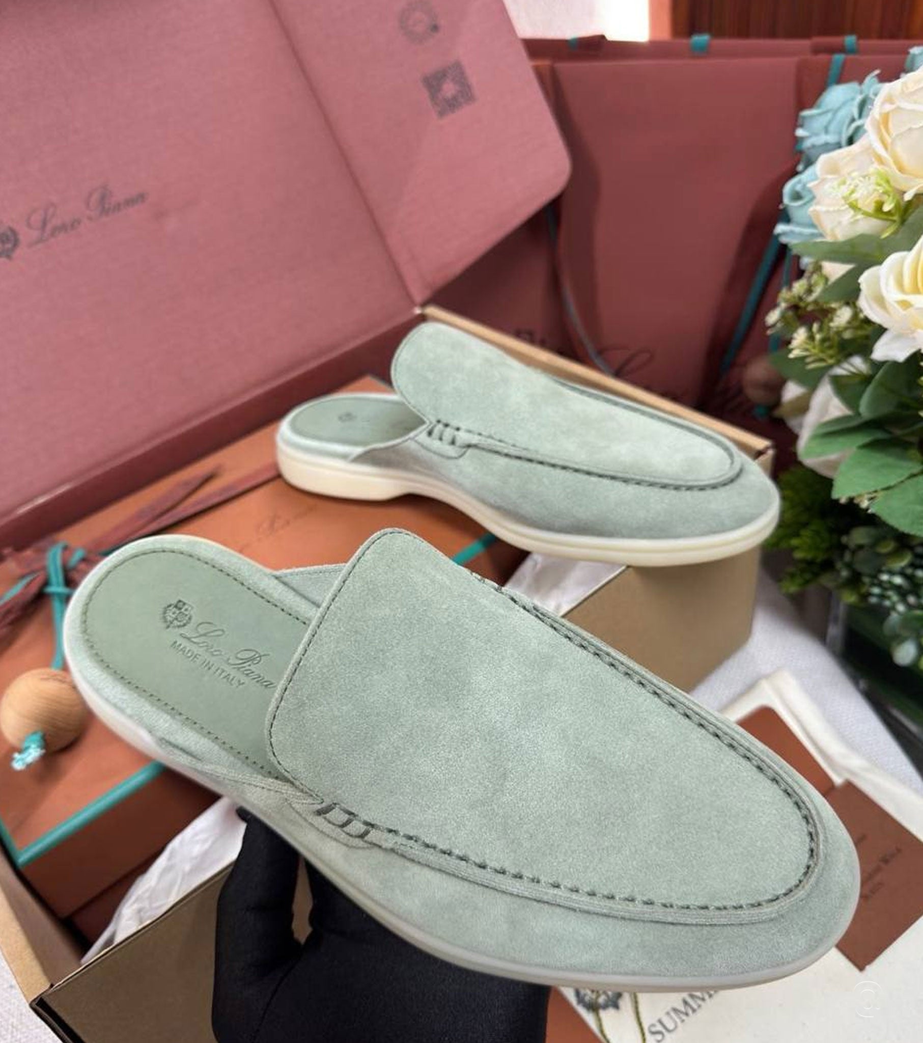 SUMMER WALK THE GIFT OF KINGS LOAFER