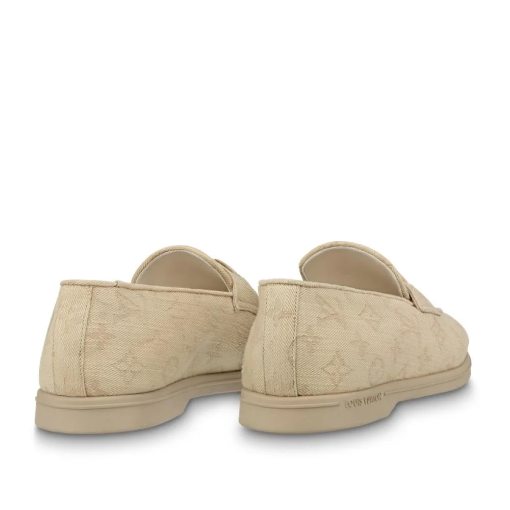 MOCASSIN LOUIS VUITTON EN BLANC CASSE A MOTIF « LOGO