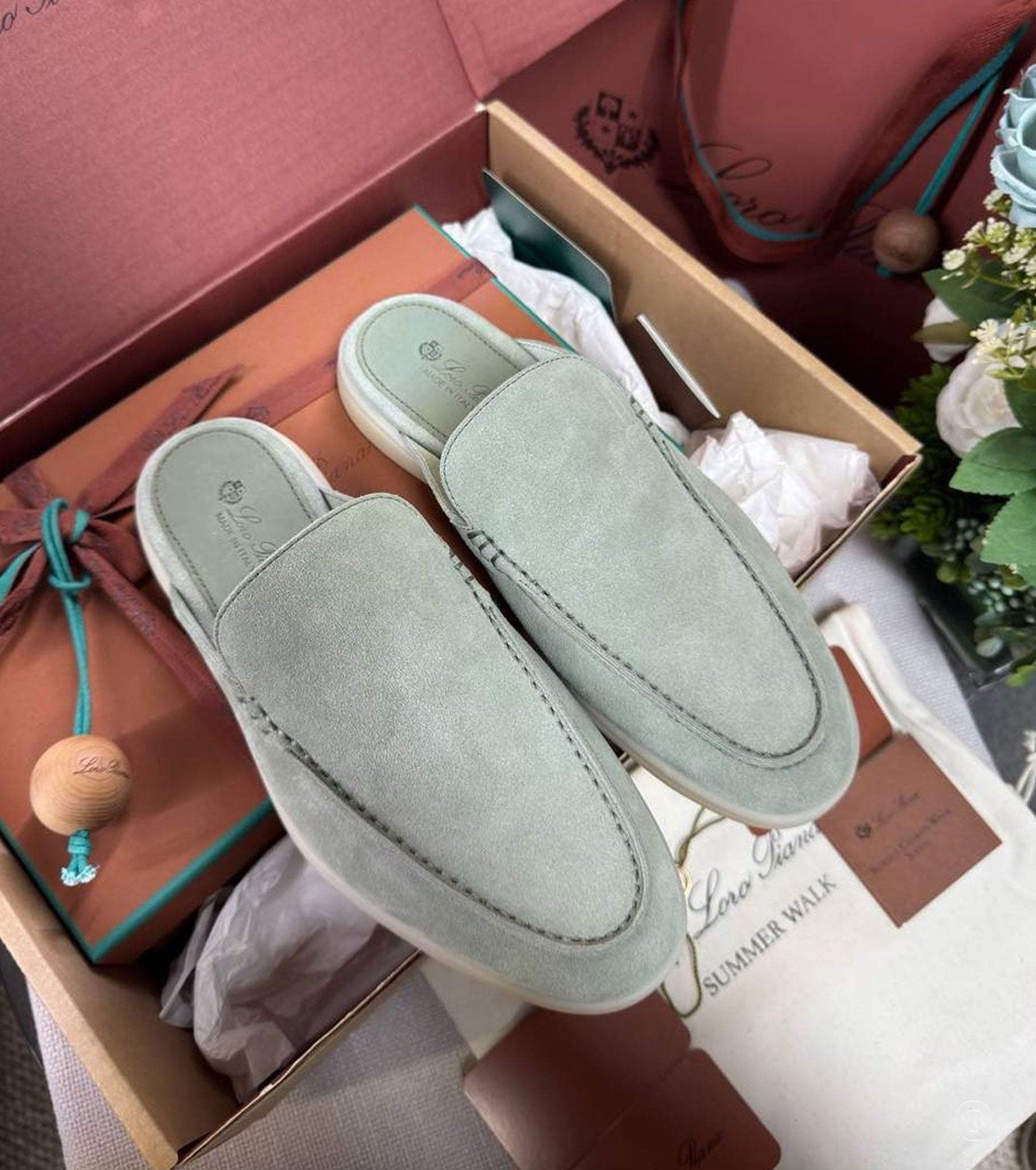 SUMMER WALK THE GIFT OF KINGS LOAFER