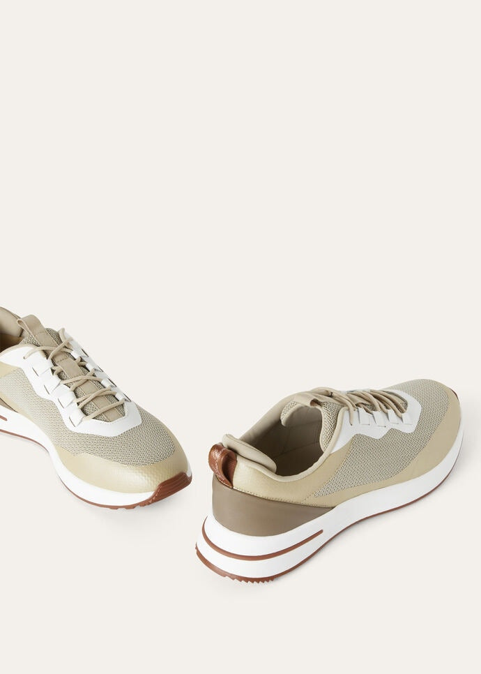 Sneaker Week-End Walk