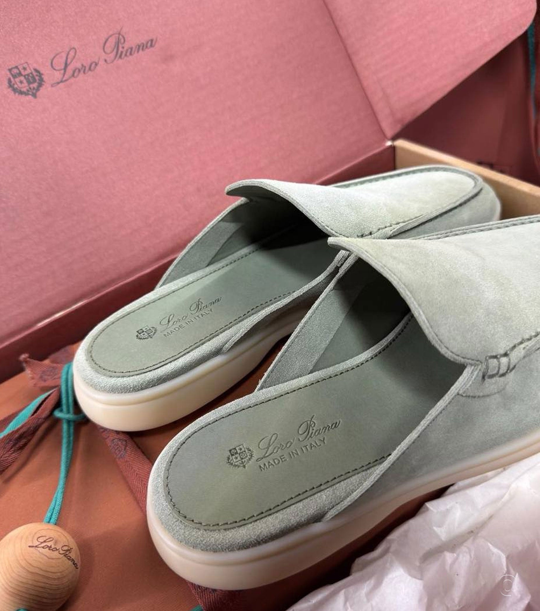 SUMMER WALK THE GIFT OF KINGS LOAFER