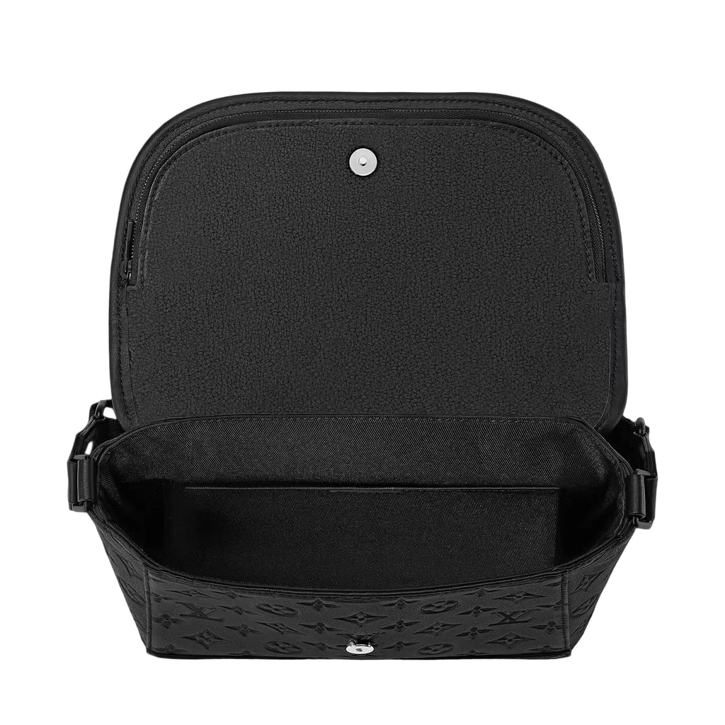LOUIS VUITTON Sac Pulse Messenger