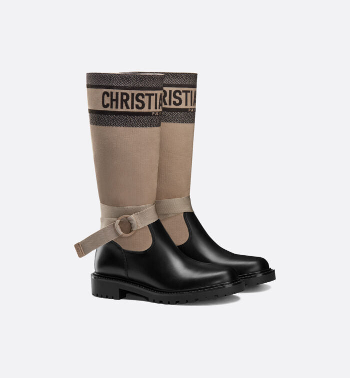 BOTTES DIOR EN RE MAJEUR AVEC TISSU TECHNIQUE TAUPE CHAUD EN NOIR