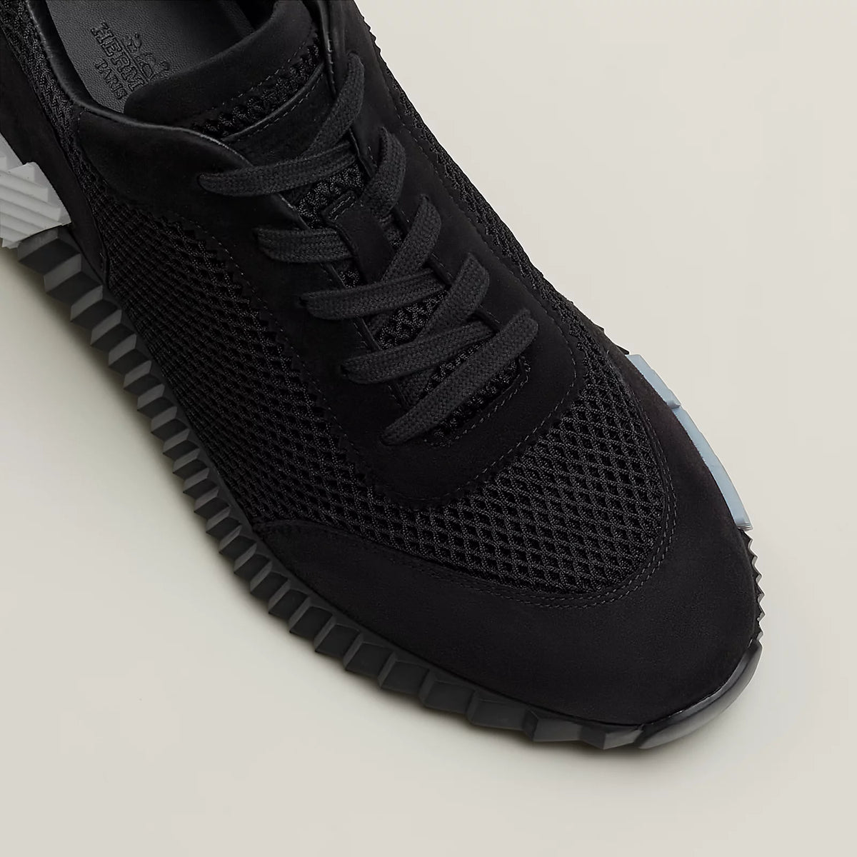 Bouncing sneaker hermes