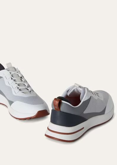 Sneaker Week-End Walk