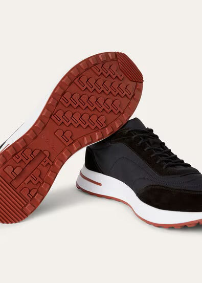 Sneaker Week End Walk