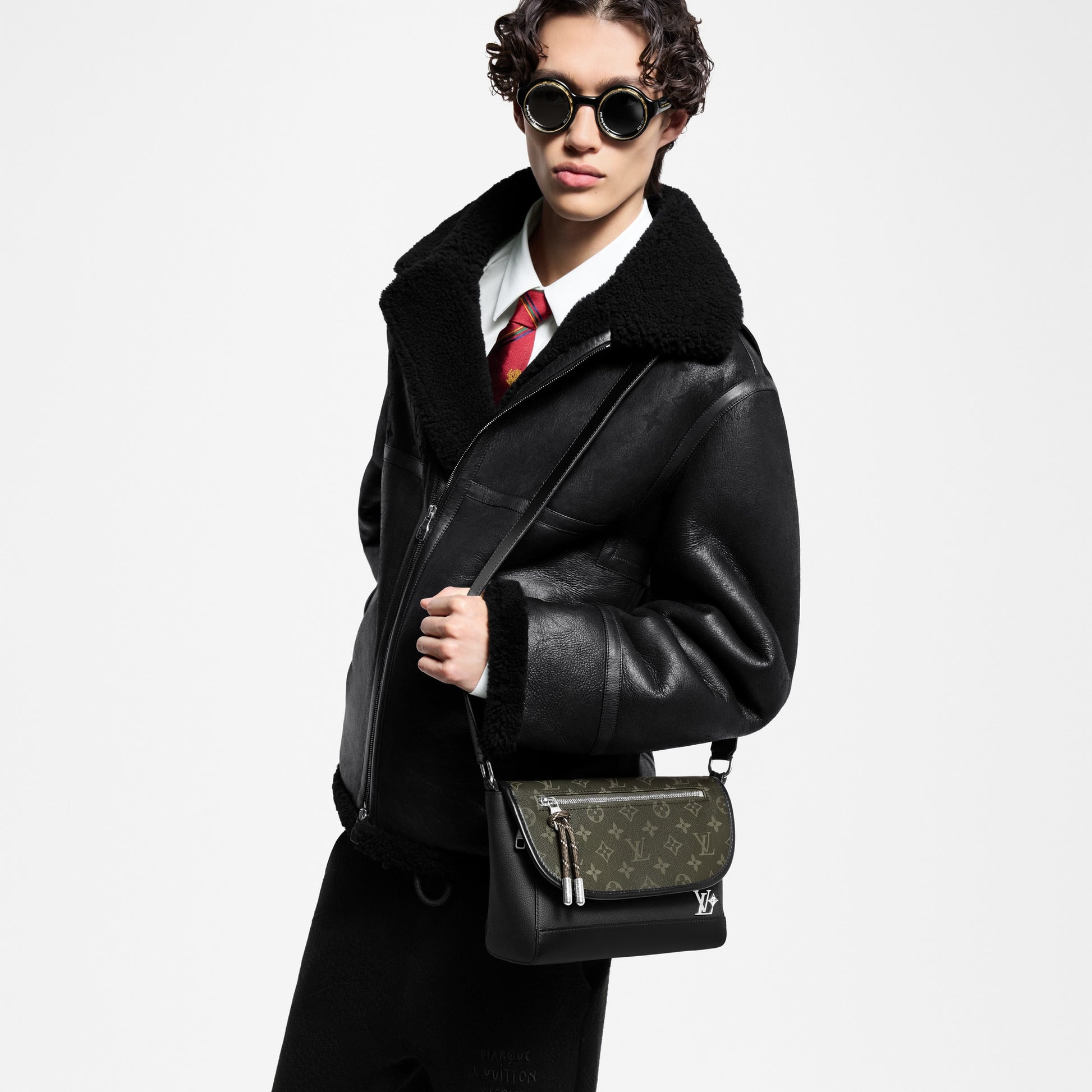 LOUIS VUITTONPULSE MESSENGER