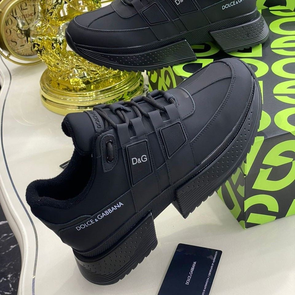 Dolce & Gabbana Leather sneakers