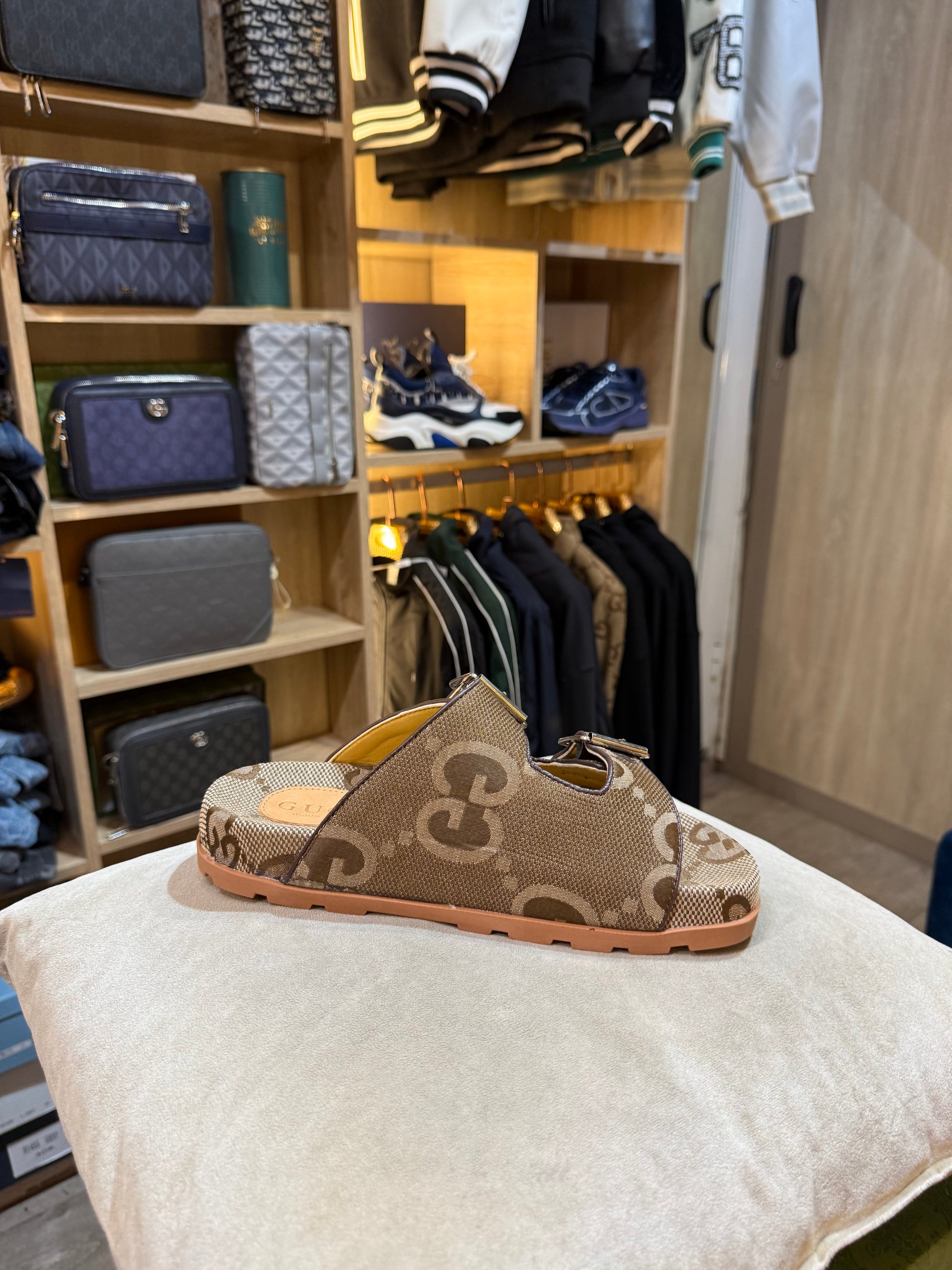 SANDALE GUCCI