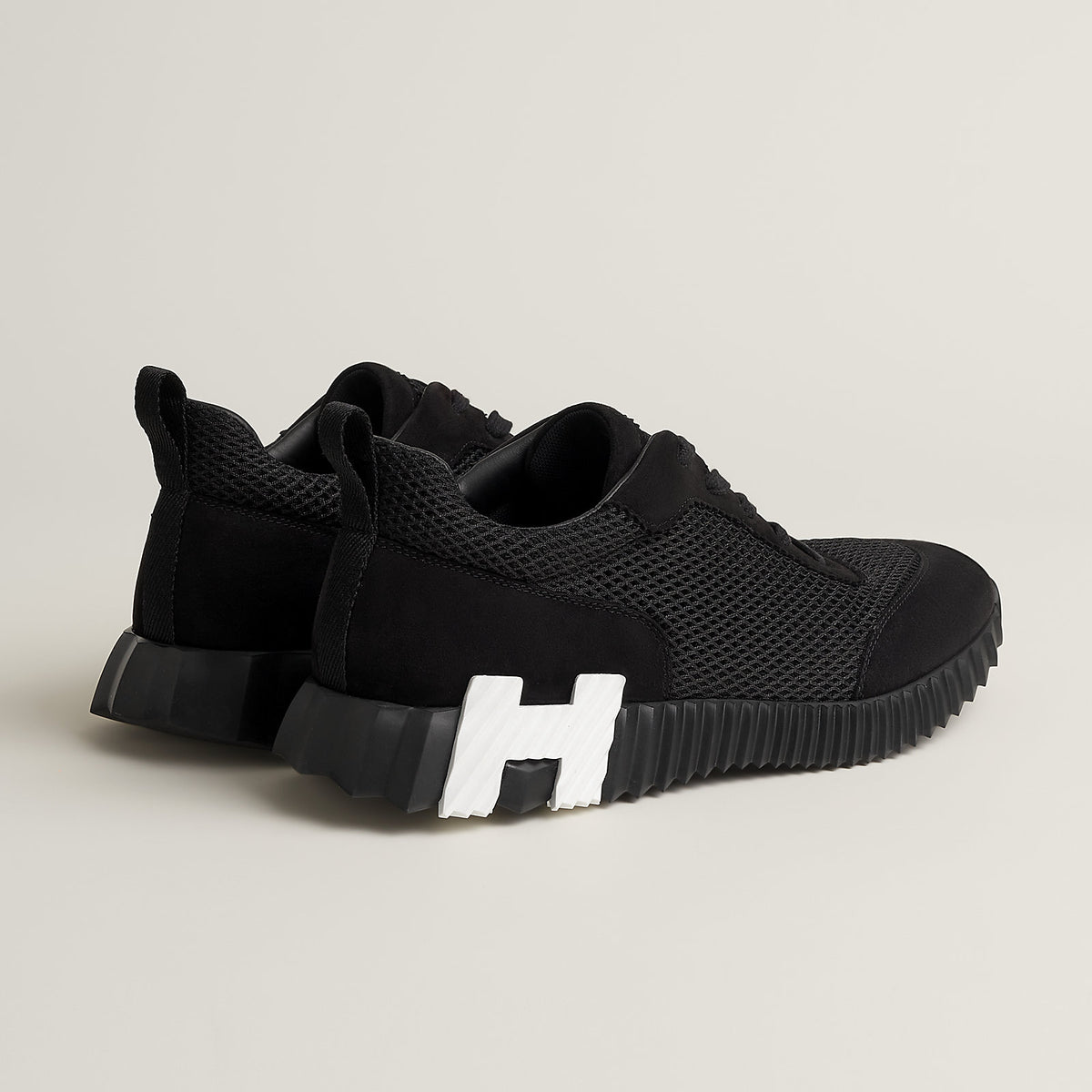 Bouncing sneaker hermes