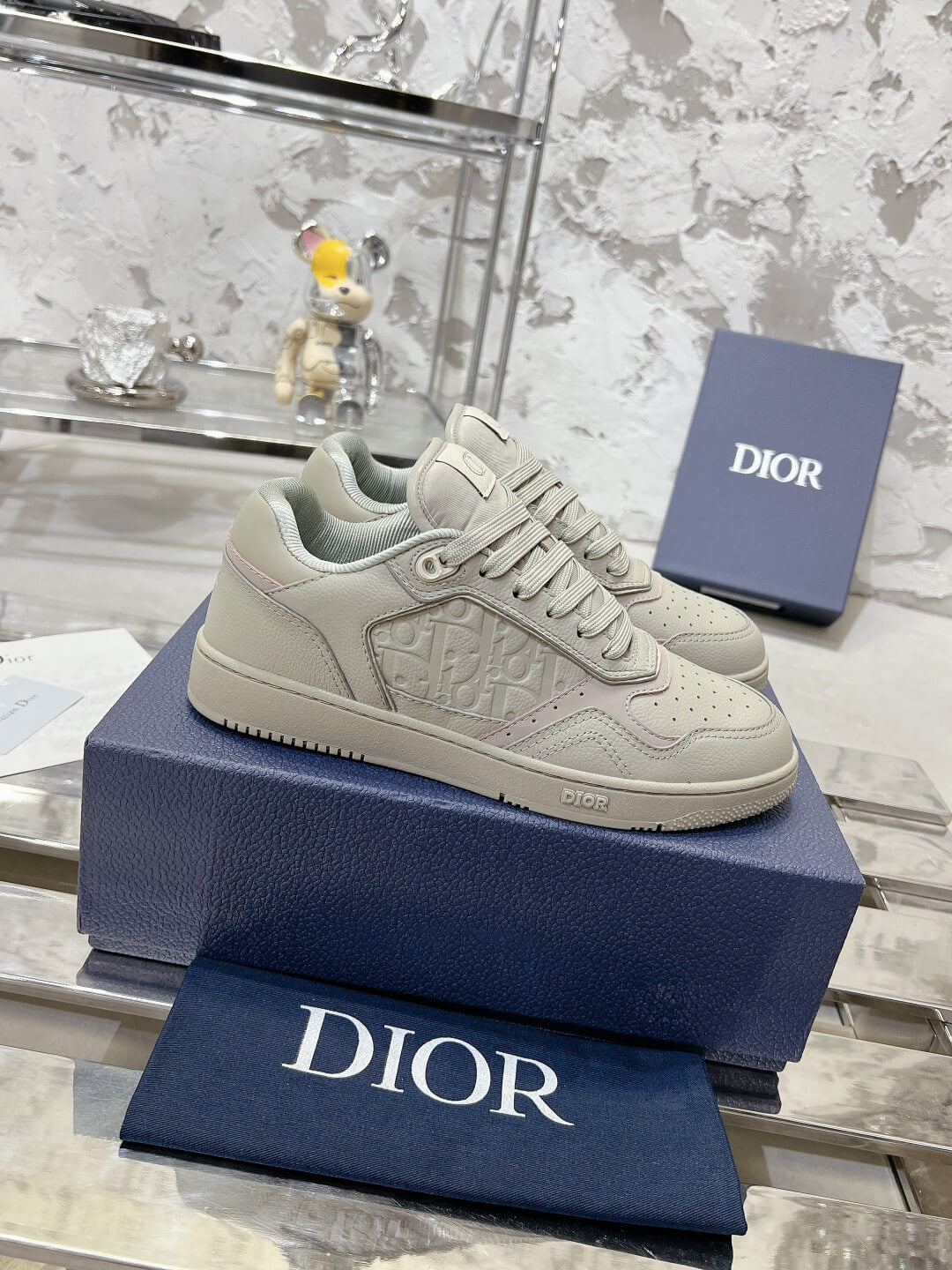 DIOR B27