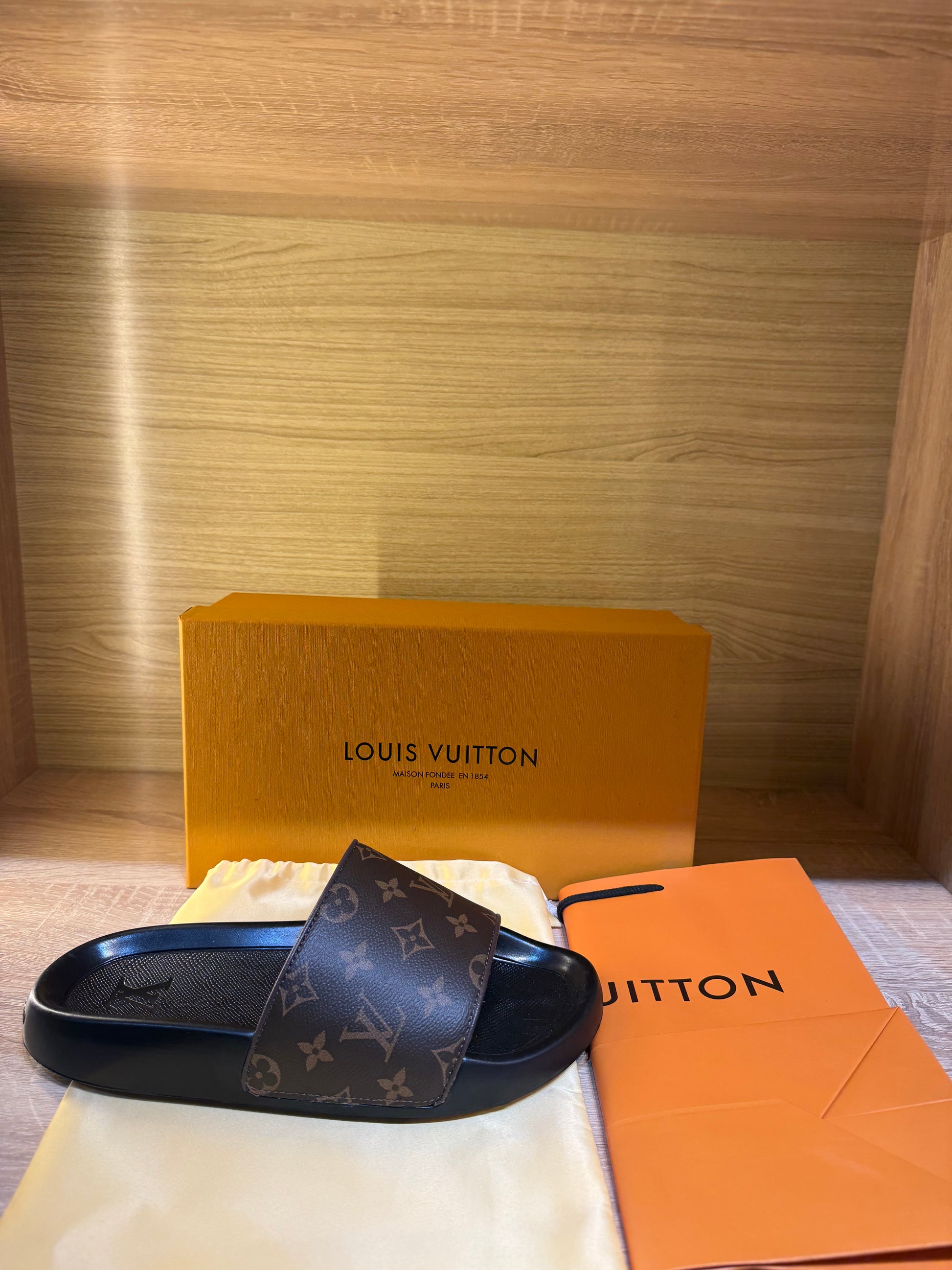 SANDALE LOUIS VUITTON
