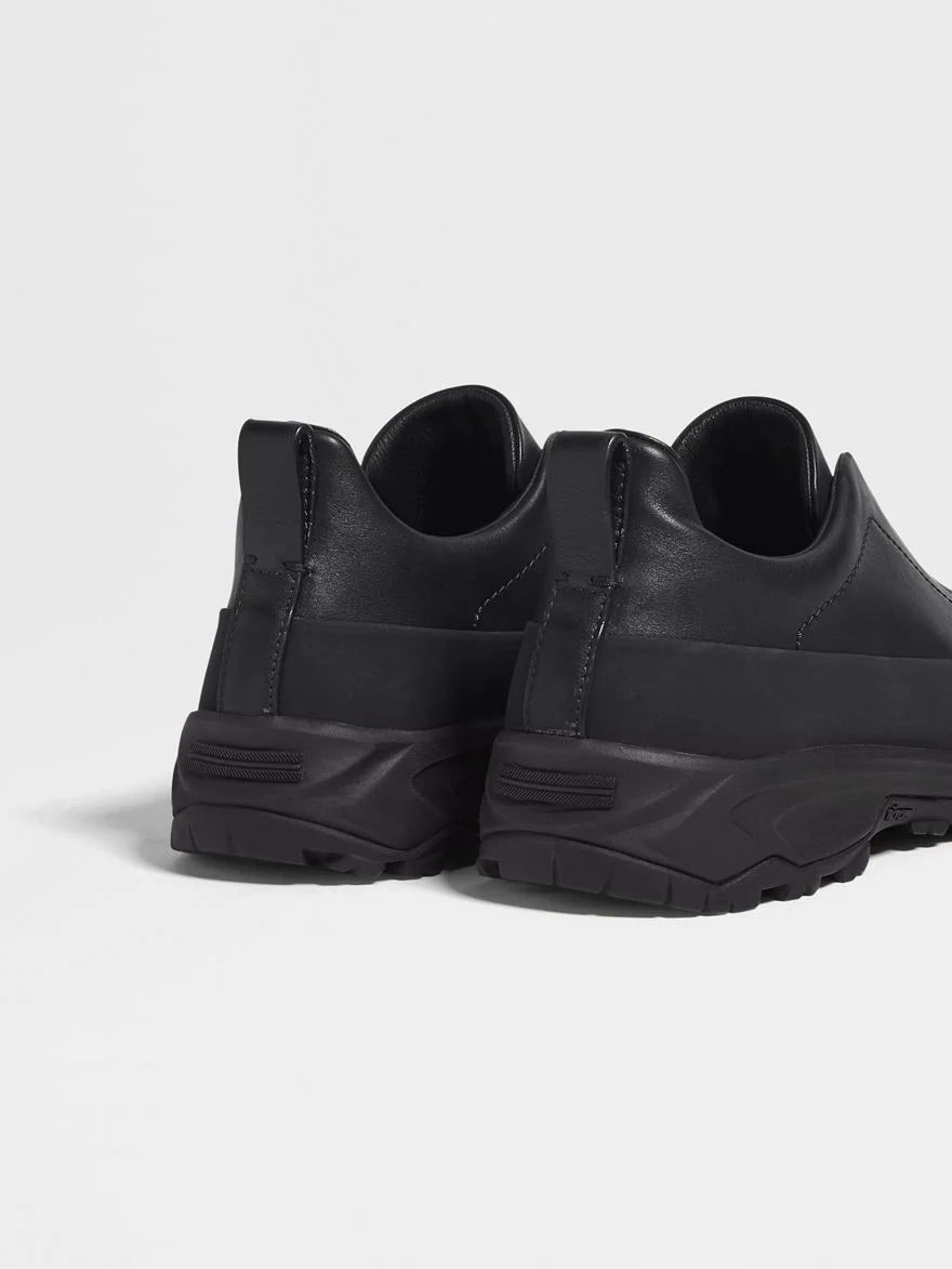 BASKETS TRIPLE STITCH™ MONTE EN CUIR NOIRES