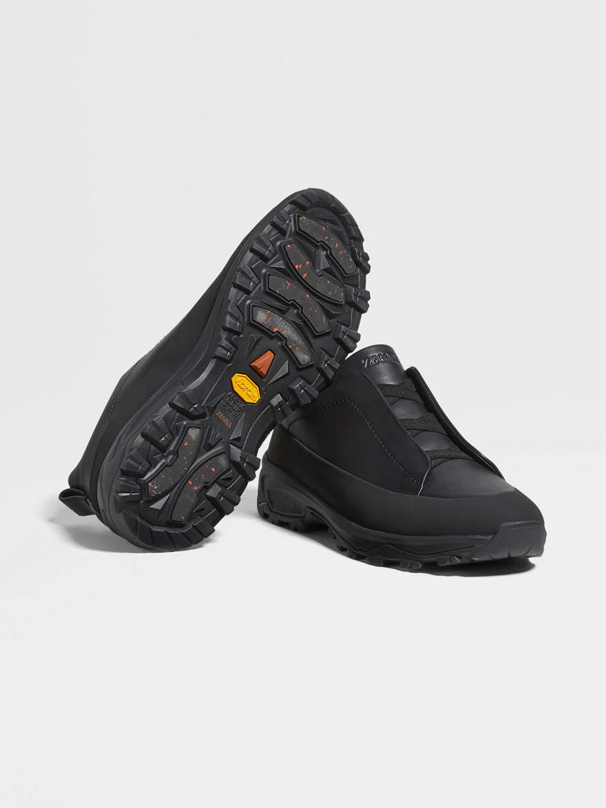 BASKETS TRIPLE STITCH™ MONTE EN CUIR NOIRES