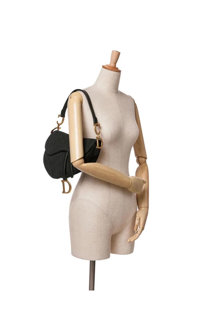 CHRISTIAN DIOR PRE/OWNED
